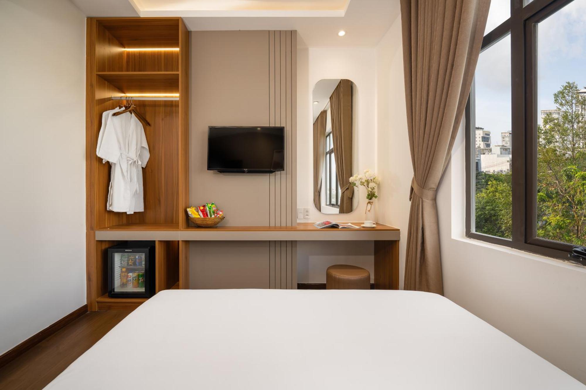 Duong Gia Hotel Da Nang Exterior photo