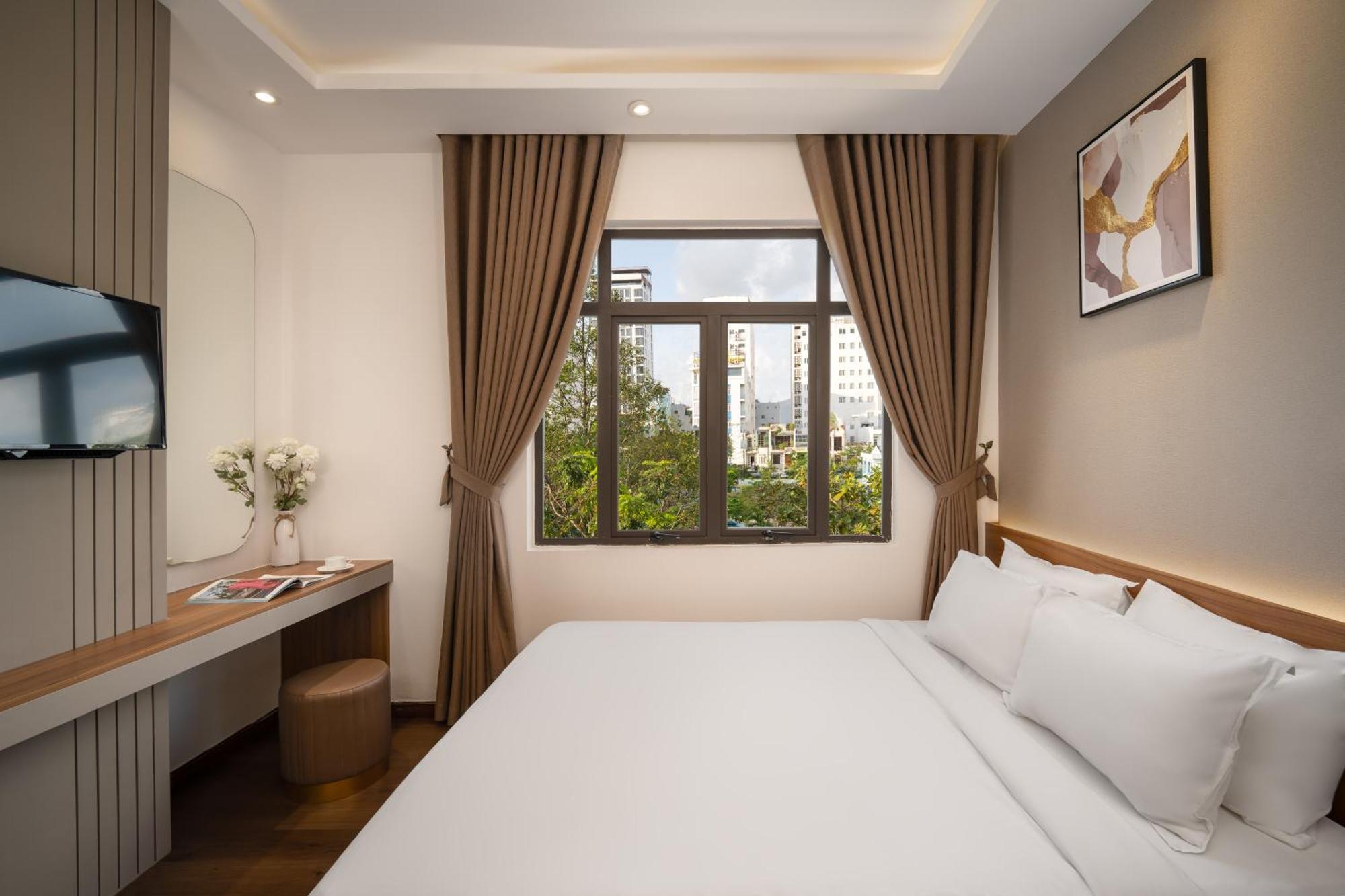 Duong Gia Hotel Da Nang Exterior photo