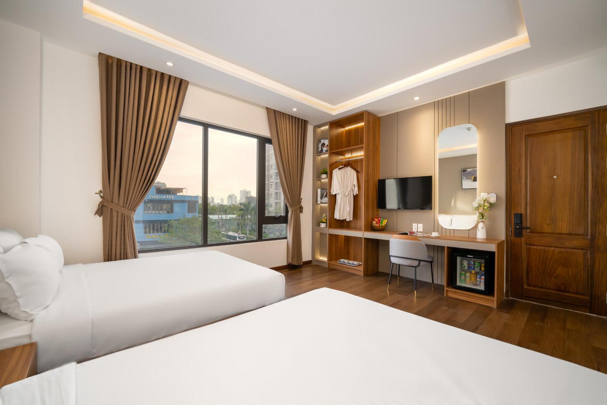 Duong Gia Hotel Da Nang Exterior photo